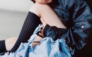 宜家的“甜甜圈”桌灯萌中带有高级感，卖丑鞋的Keen也能酷起来｜是日美好事物|界面新闻 · 时尚